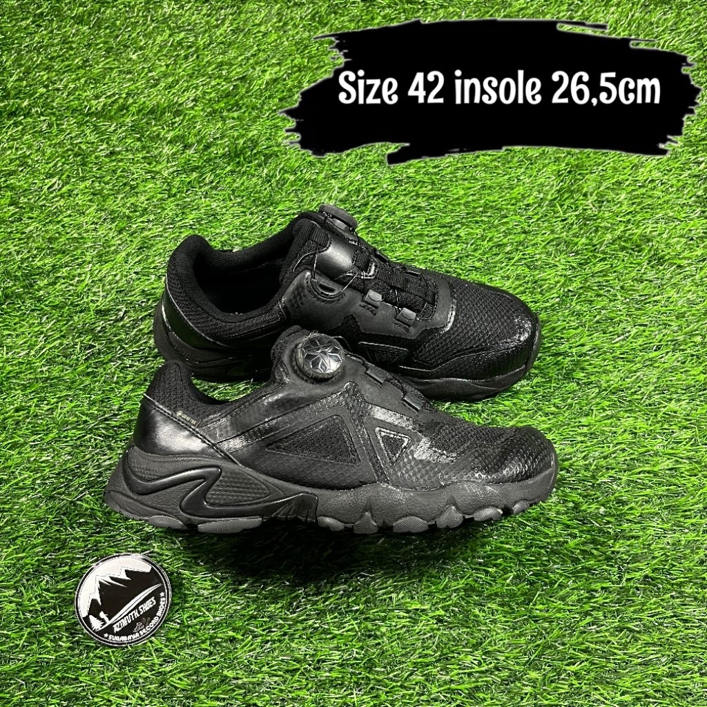 Sepatu Outdoor Gunung Hiking Treksta Size 42