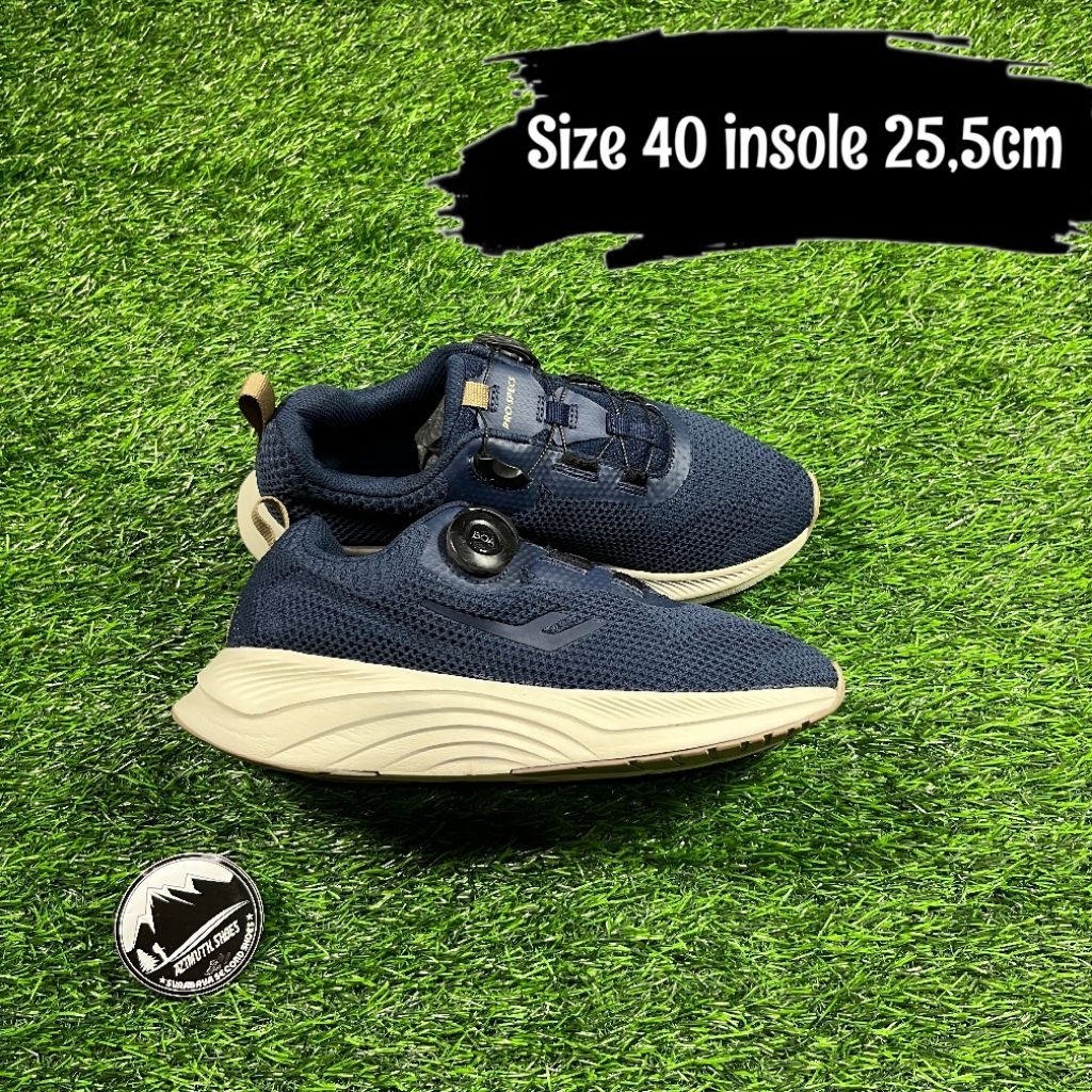 Sepatu Outdoor Gunung Hiking Prospecs Size 40