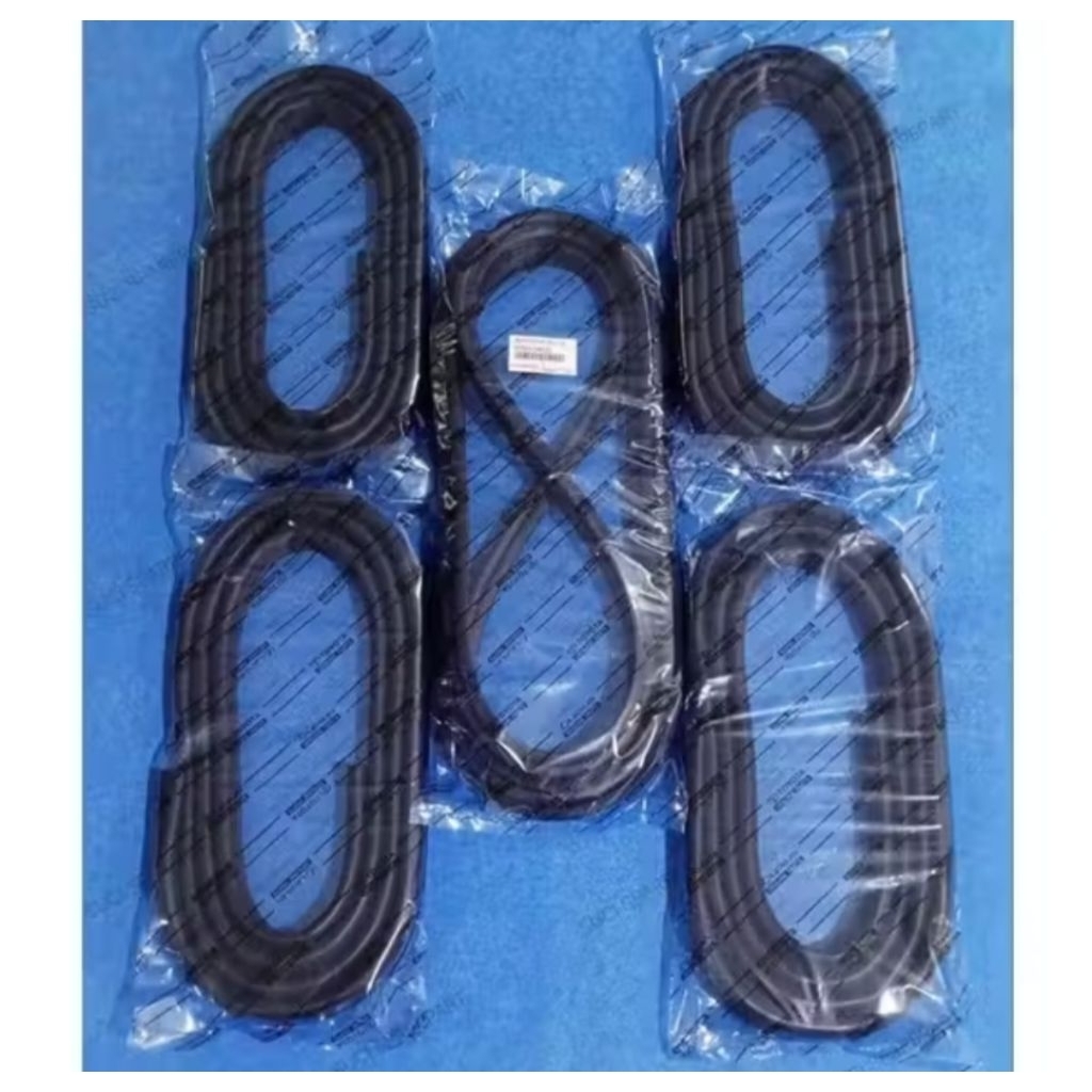 Karet peredam pintu inova 2005-2015/karet bagasi inova 2005-2015 fullset