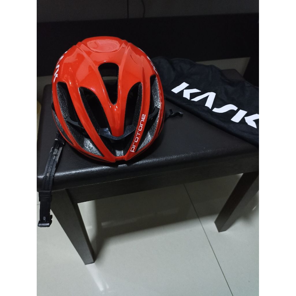 helm Kask Merah Original