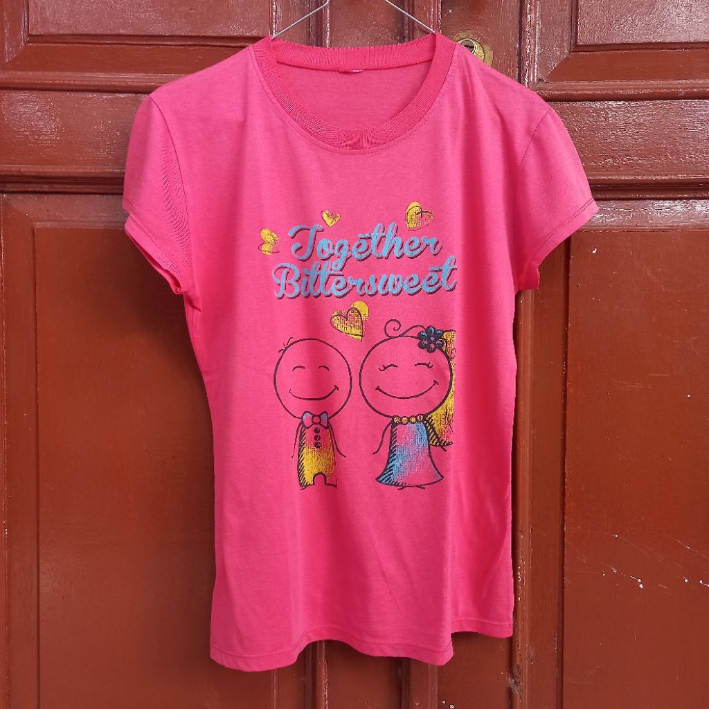 Kaos Wanita Pink Fuchsia