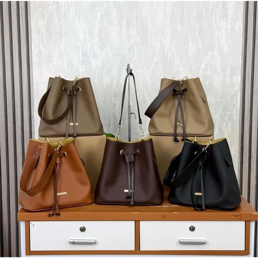 Locamode Tas Selempang Wanita SERUT BESAR (bahan kulit jeruk Size 27x25cm Dompet & 2 Tali)