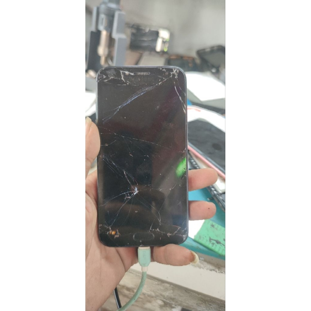 Samsung j250f minus lcd