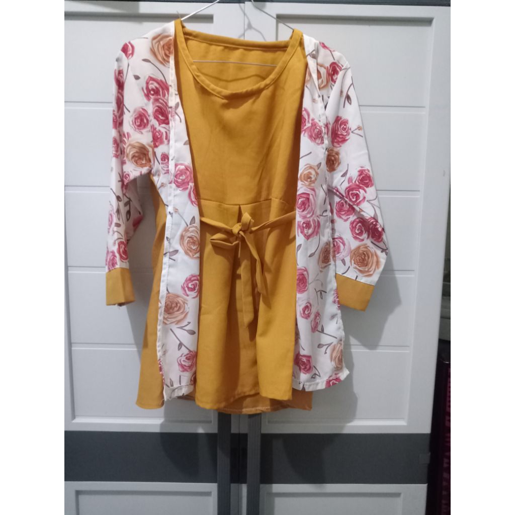 preloved atasan bunga bunga