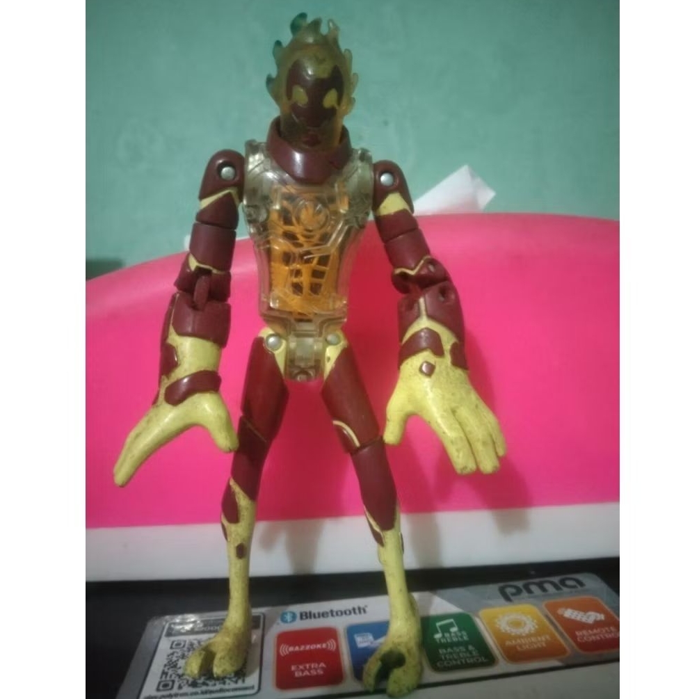 Heatblast Inferno Ben 10 Bandai