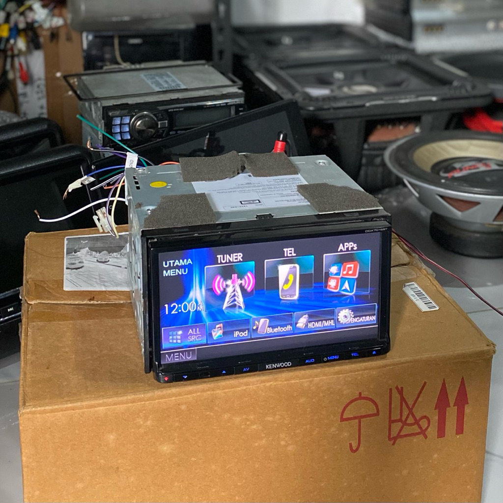 Head Unit merk kenwood kenwood DDX7015BT Original nissan Tera