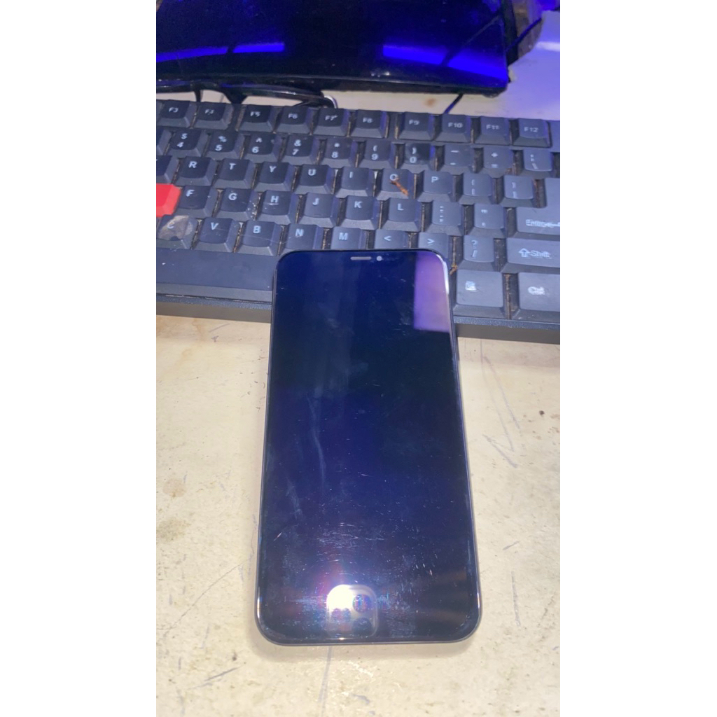 lcd copotoan original. iphone xr, layar normal.tapi sentuhan nya ga bisa.awal nya niat ganti batray 