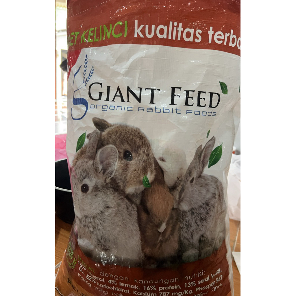 PAKAN KELINCI GIANT FEED 1kg.