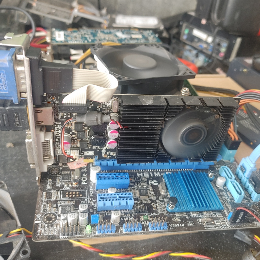 Vga card Nvidia Geforce GT210 GT 210 1GB