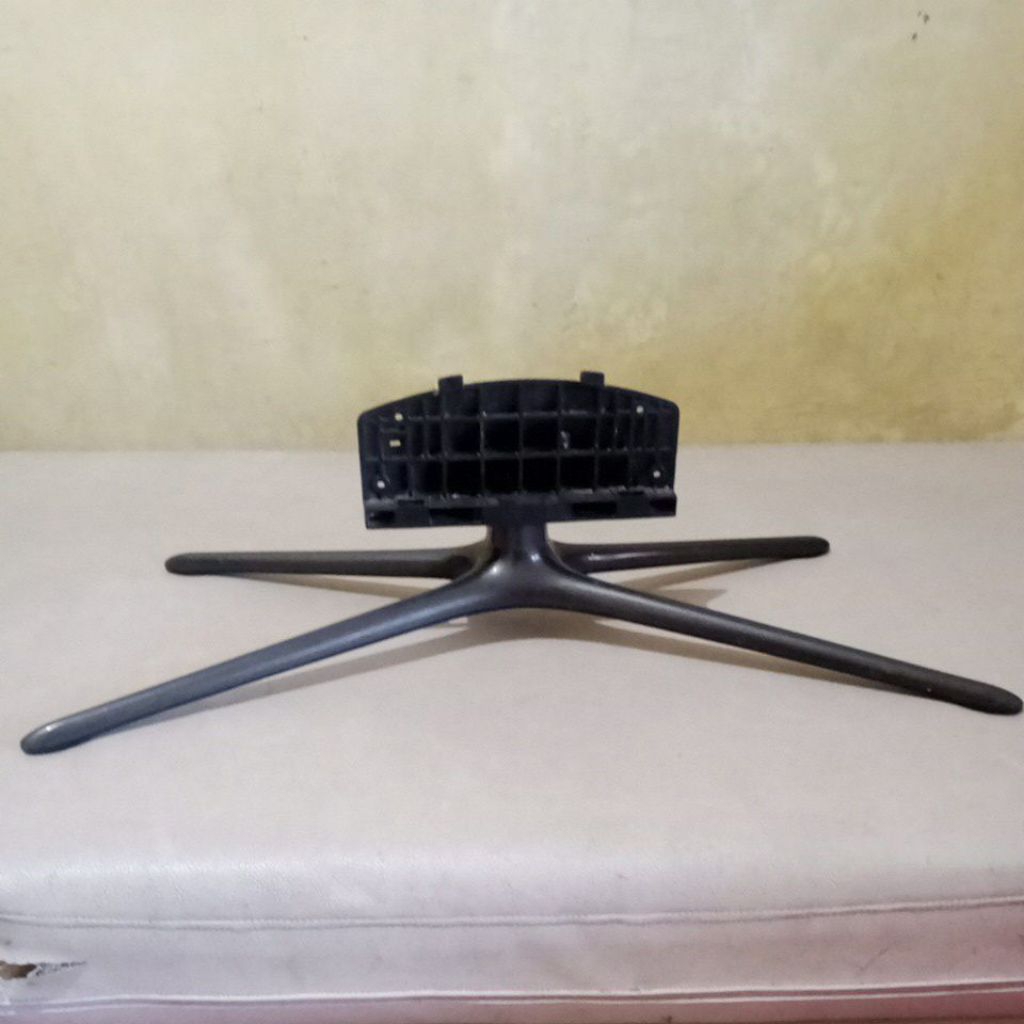 kaki tv / stand dudukan tv samsung