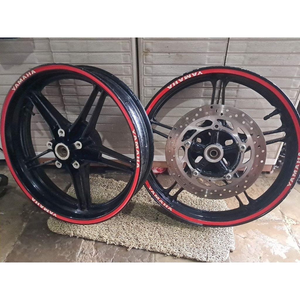 Velg pelek vixion New all New nvl  mx King yamaha r15 v2 velk racing palang original ori copotan sta