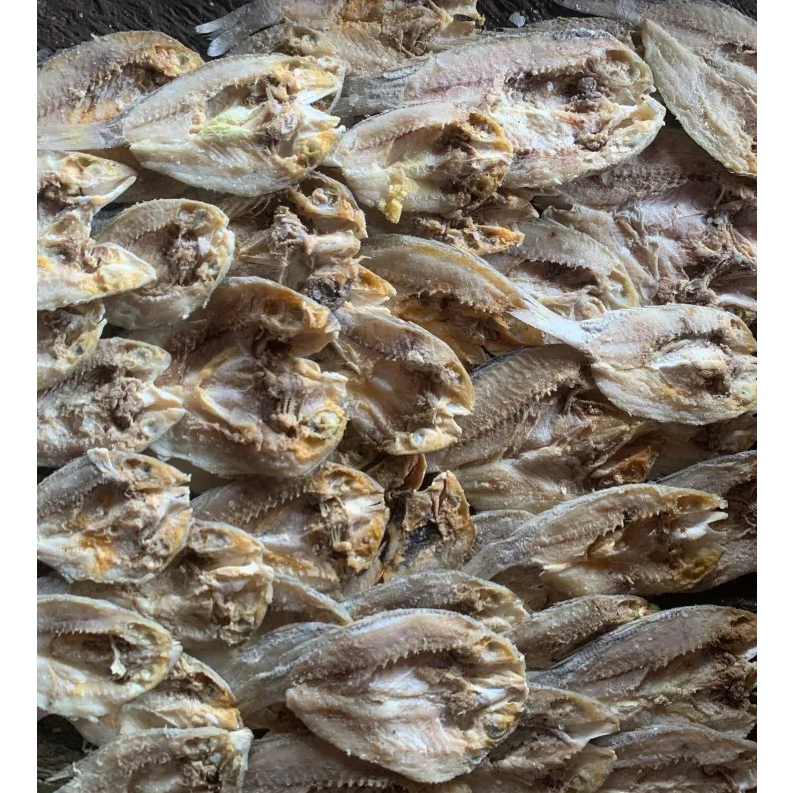 Ikan Asin Gulama/ Ikan Asin Belah (Seafood Kering)