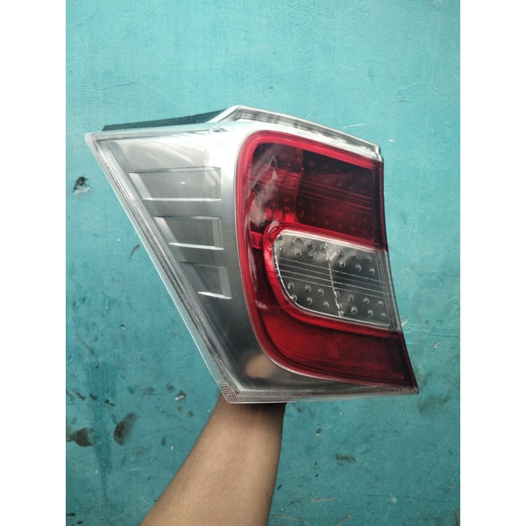 Stoplamp Honda Freed lampu belakang fred freed