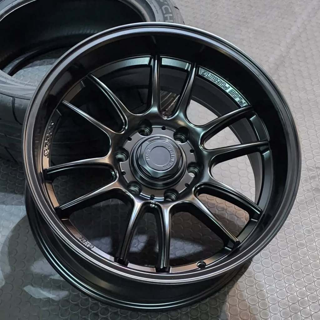 Velg JF GAZE 4X4 Ring18X9 Hole6 Pcd.139,7 Et.0 Glossi Black