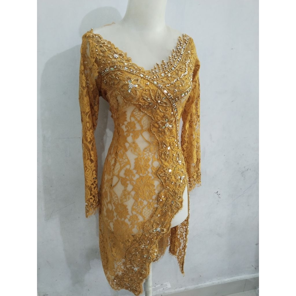 kebaya suhut, kebaya mamak  pengantin batak