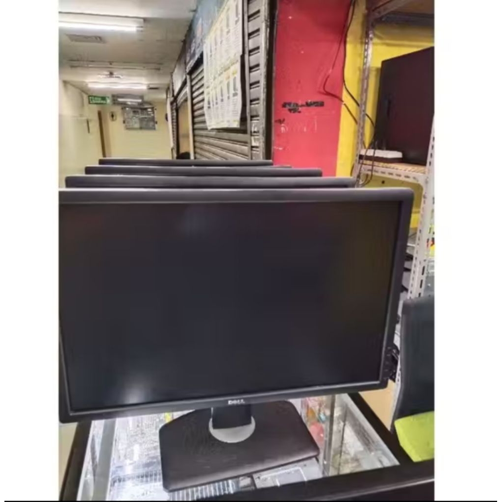 LED MONITOR 24INCH DELL LIKE NEW