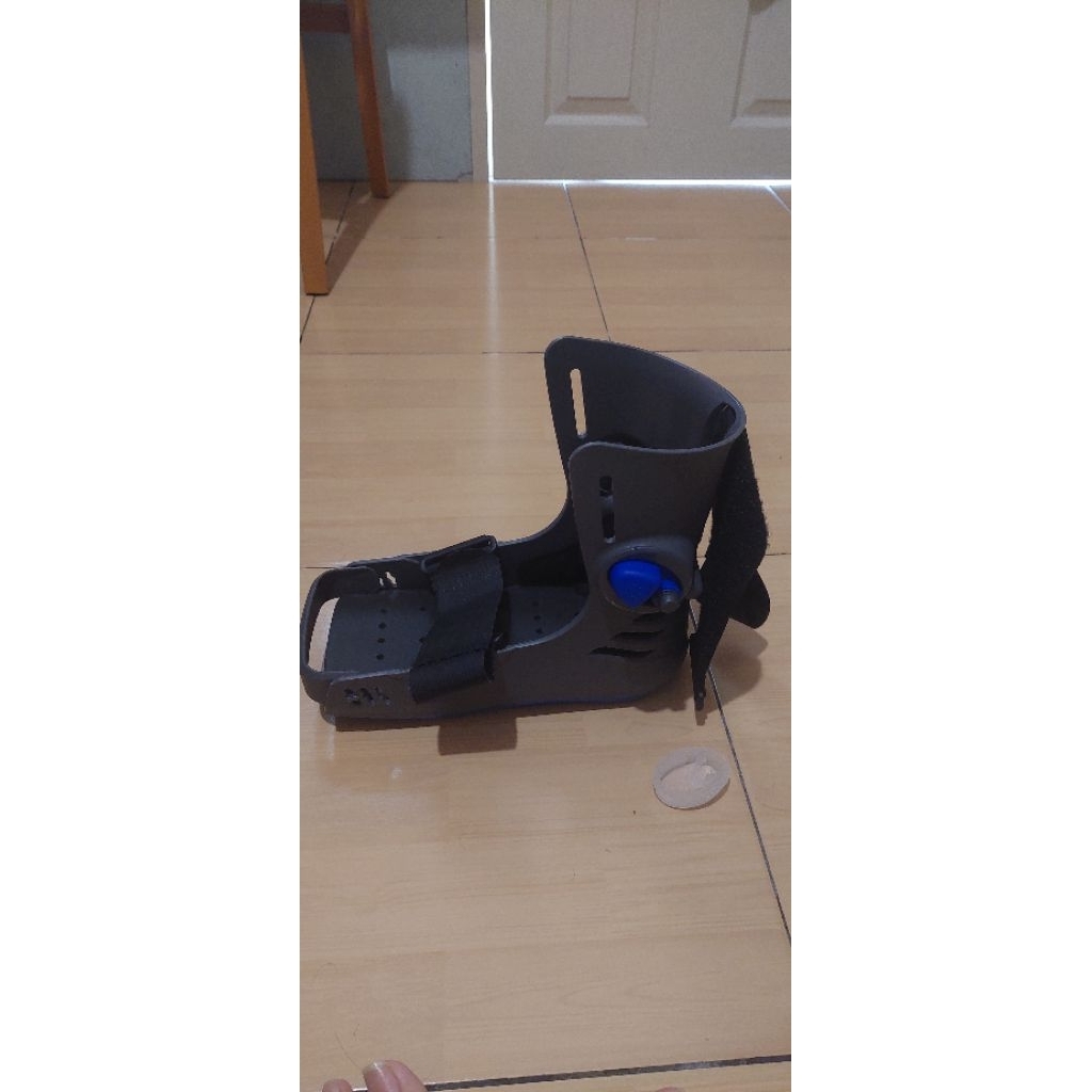 Sepatu Orthopedi Thuasne