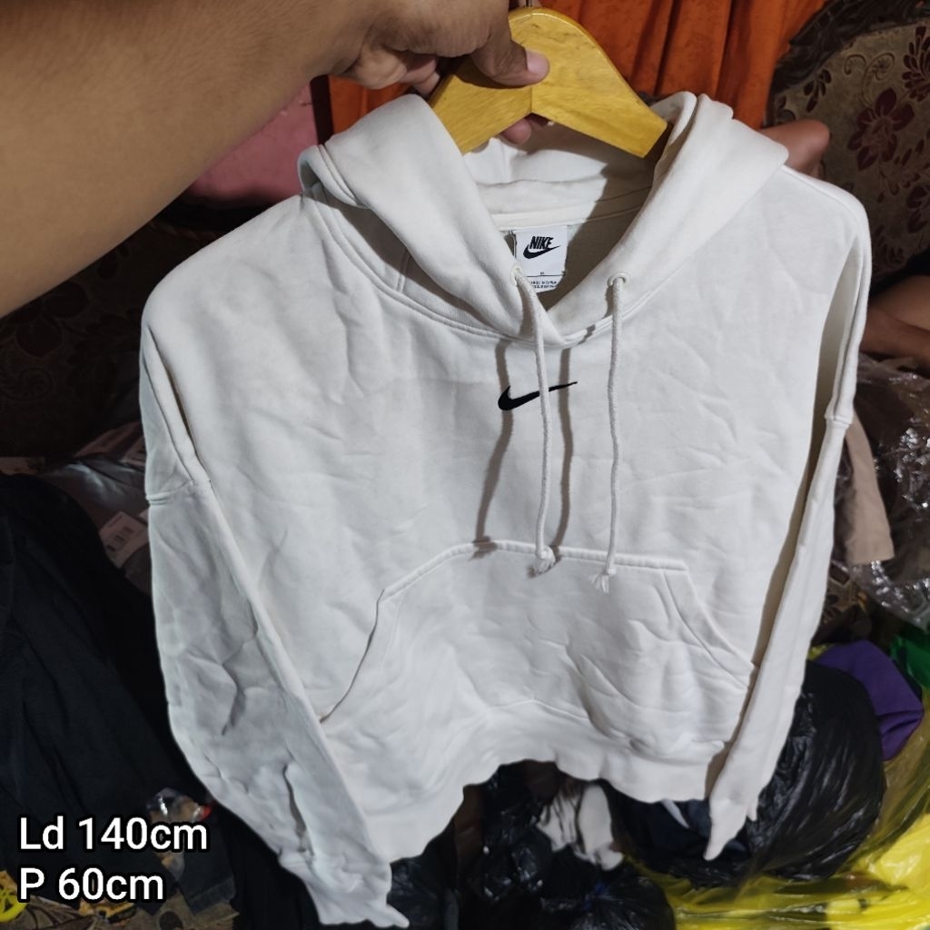 hoodie nike center logo