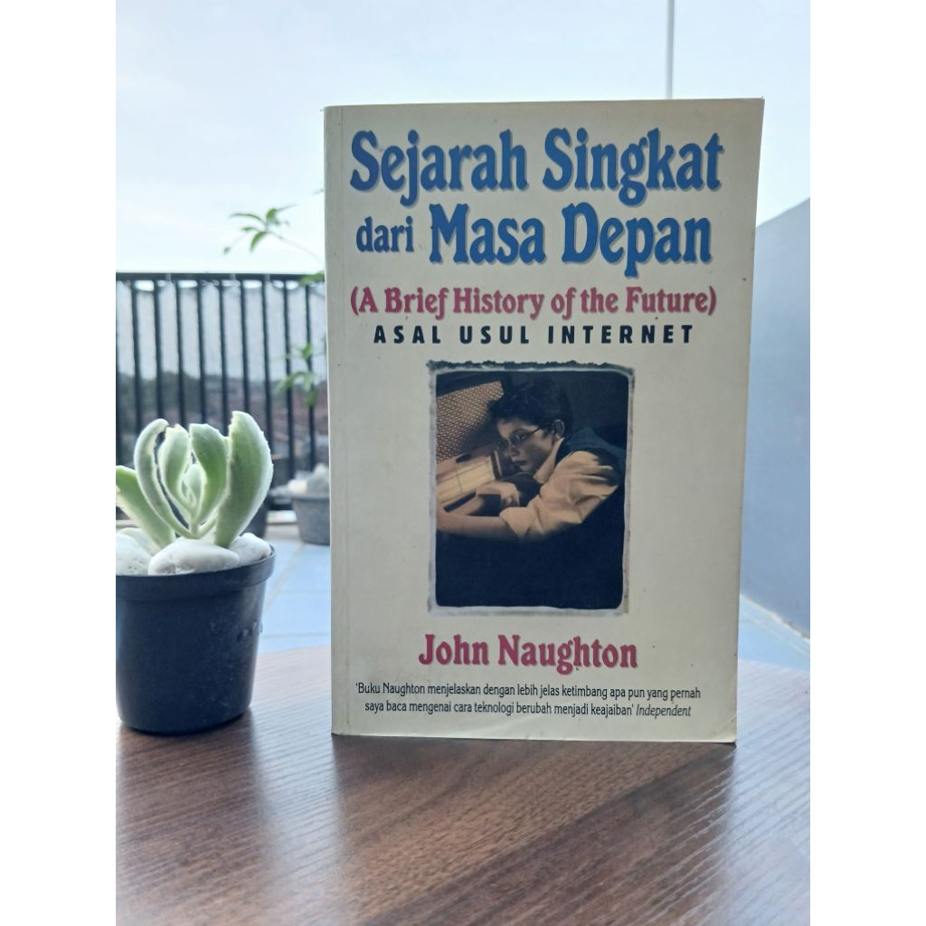 BUKU SEJARAH SINGKAT DARI MASA DEPAN