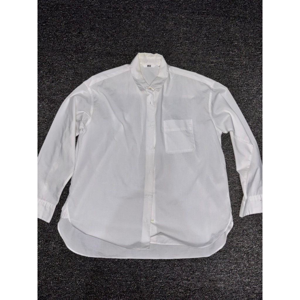 Preloved kemeja uniqlo wanita