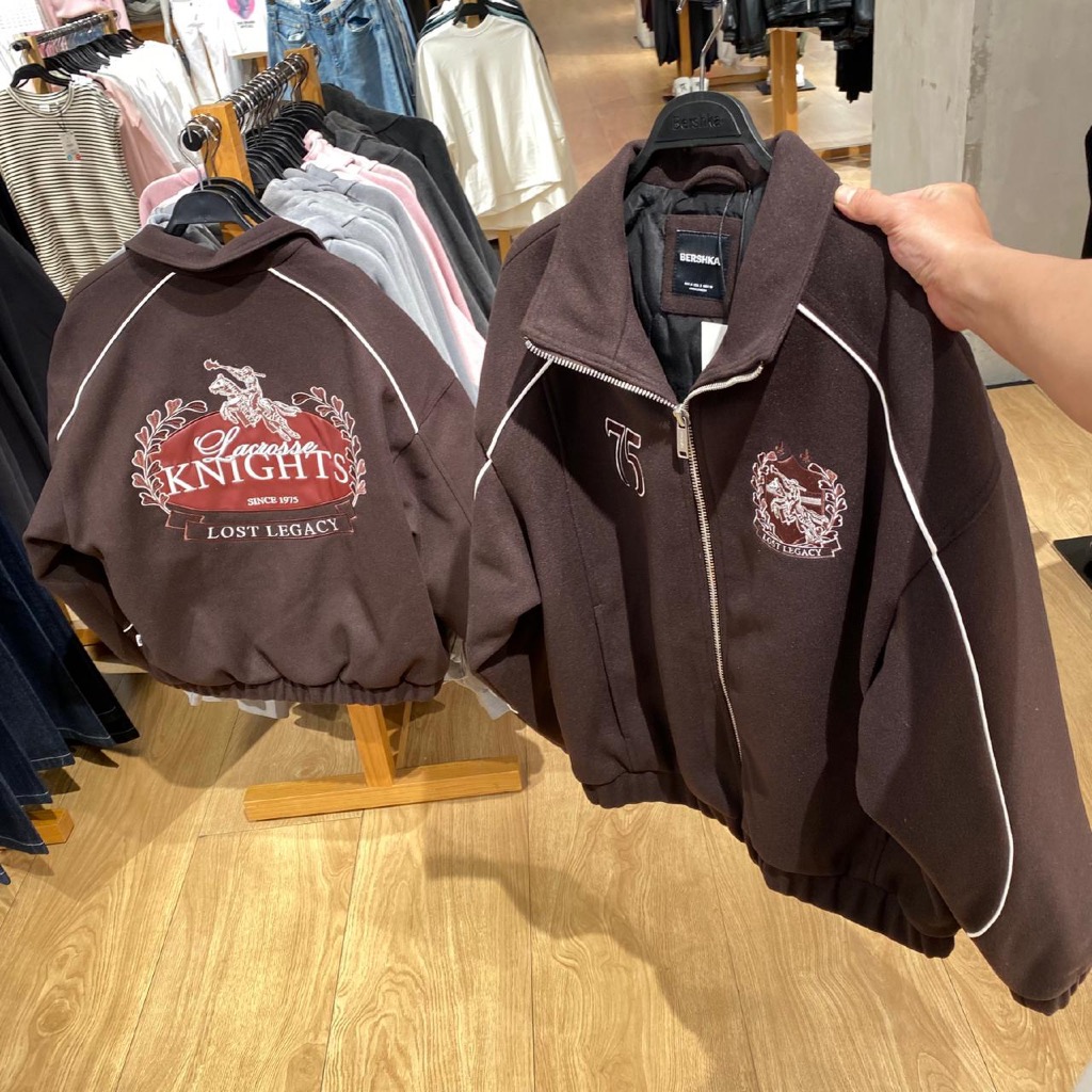 JASTIP. Jacket Zipper Bershka (MAN)