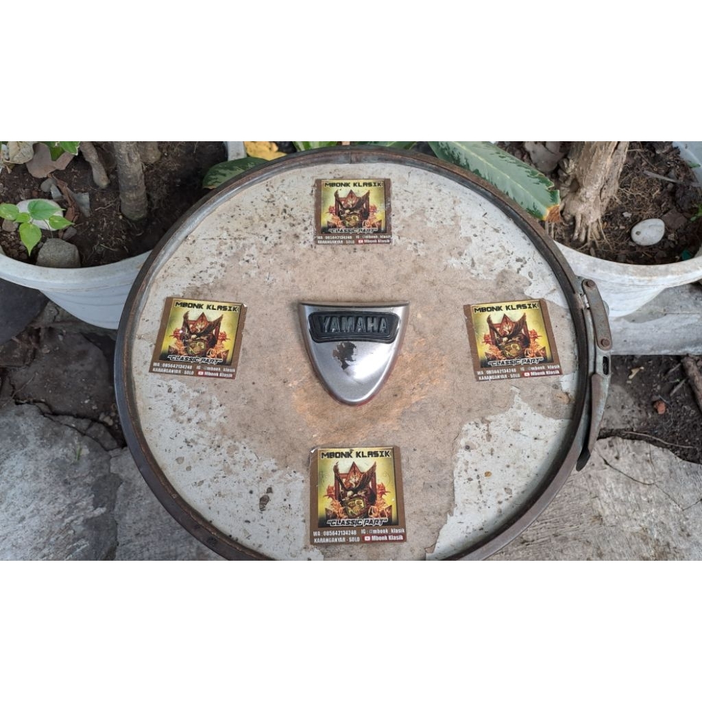 emblem panel dada f1zr millennium caltex ORIGINAL emblem dada f1z r emblem dada fizr emblem dada fiz