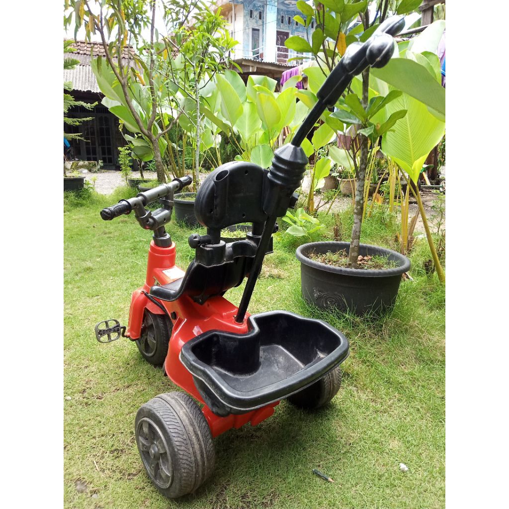 SEPEDA ANAK RODA 3 BEKAS