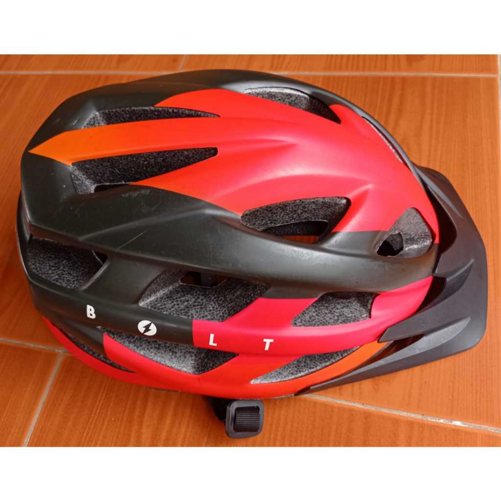 HELM SEPEDA GOWES