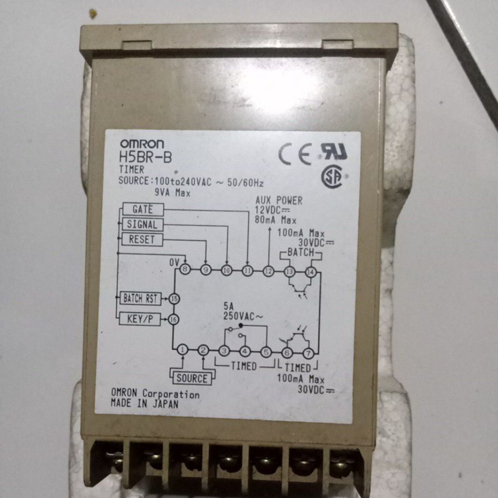 Timer digital multifungsi Omron H5BR-B