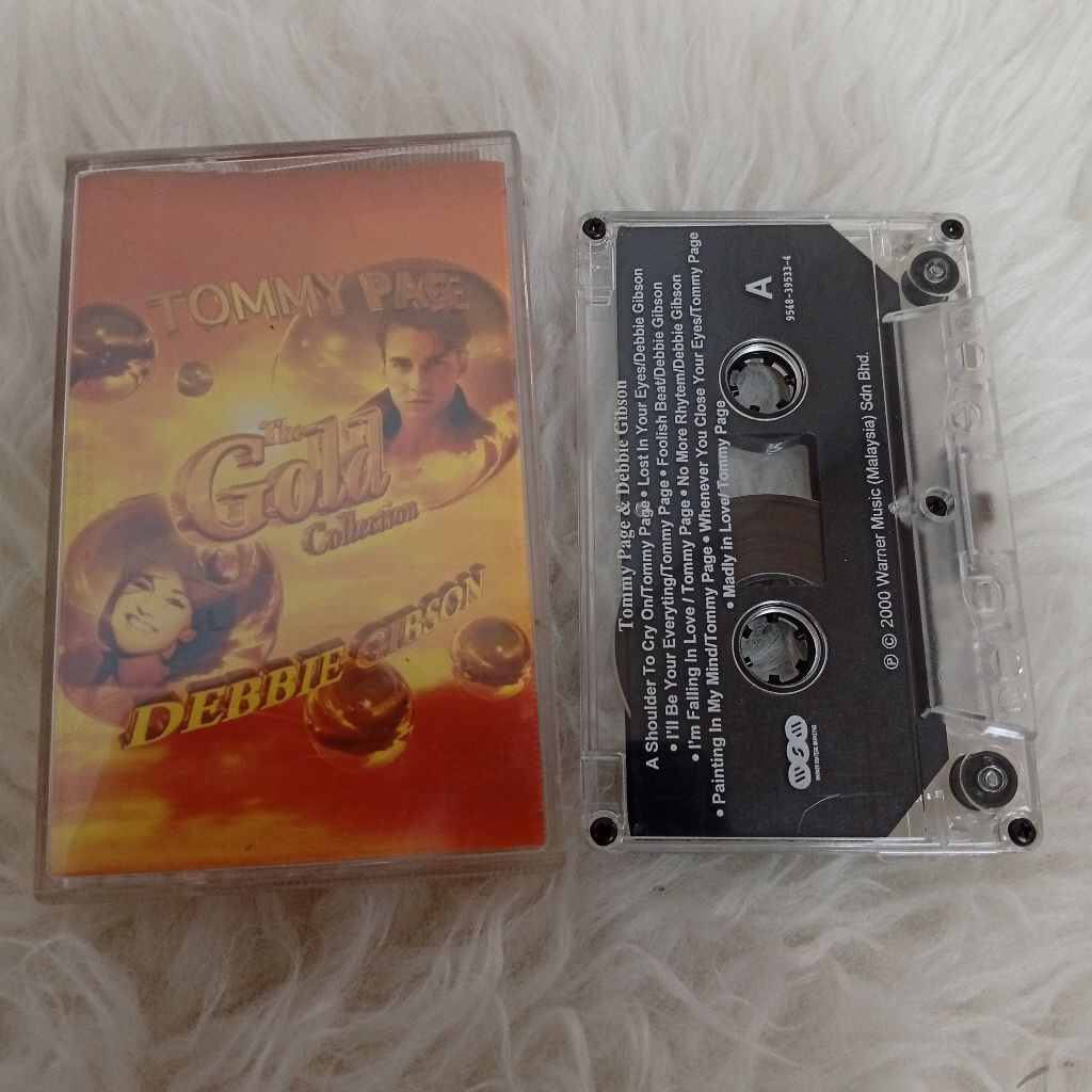 Kaset Pita Tommy Page and Debbie Gibson