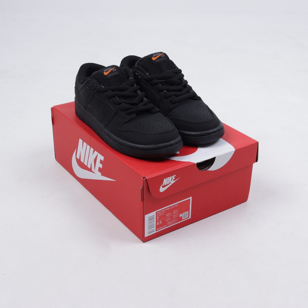 Nike SB Dunk Low Pro ISO Triple Black