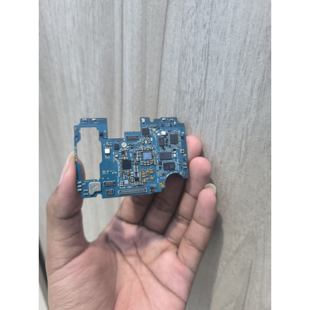 Mesin Samsung A71 Kondisi Mati Cocok Buat Bahan Kanibalan