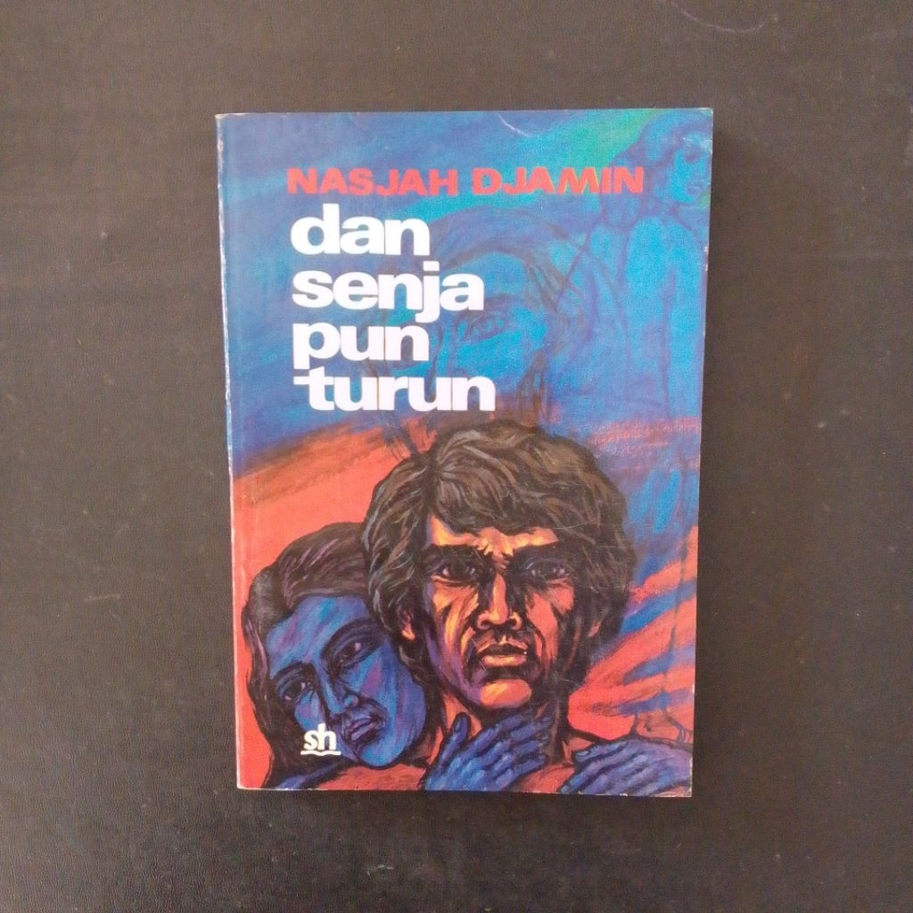 Dan Senja Pun Turun - Nasjah Djamin