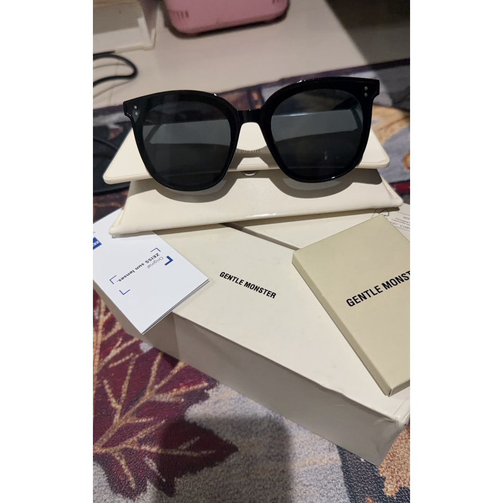 PRELOVED KACAMATA BRAND MCM, GM, MARC JACOB GUCCI , TORY BURCH ORIGINAL & MIROR,  NO BRAND