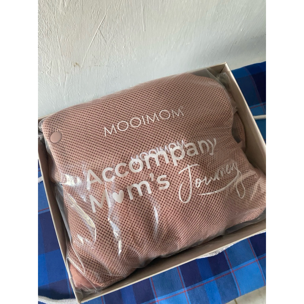 preloved gendongan mooimom wonder