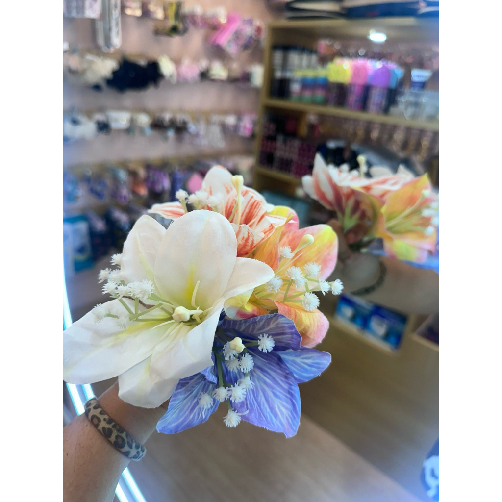 bunga lily kecil hairdo bali