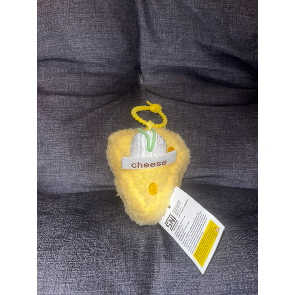Boneka Plush Gantungan Keju “Cheese”
