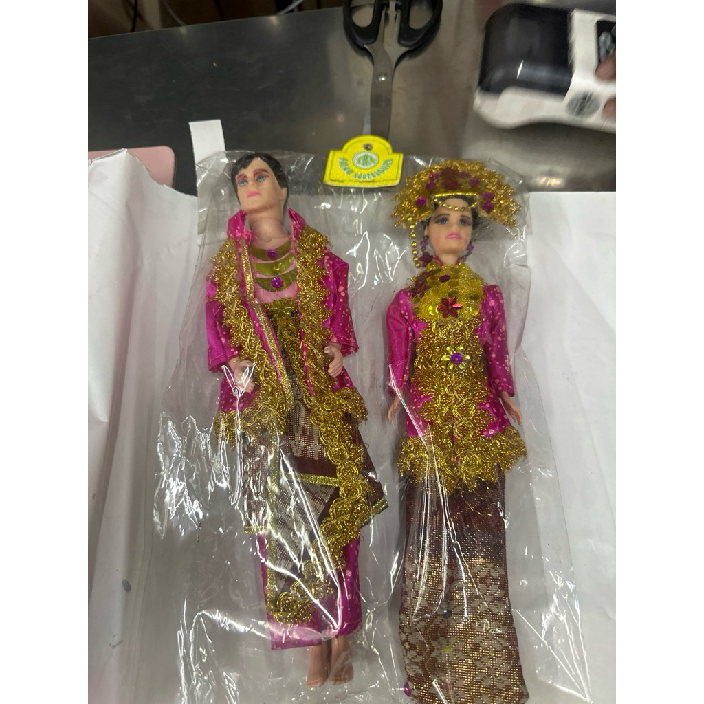 BARBIE BAJU ADAT BALI