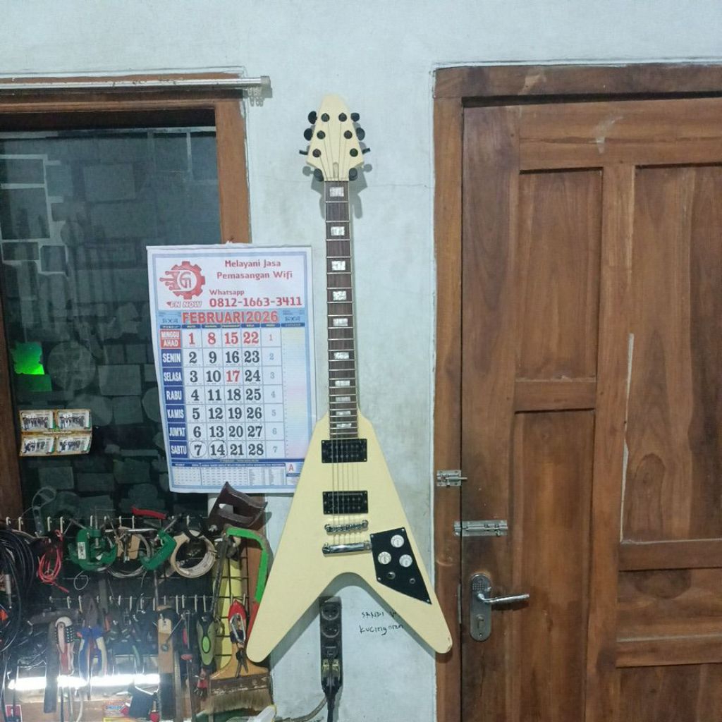 gitar original flying v