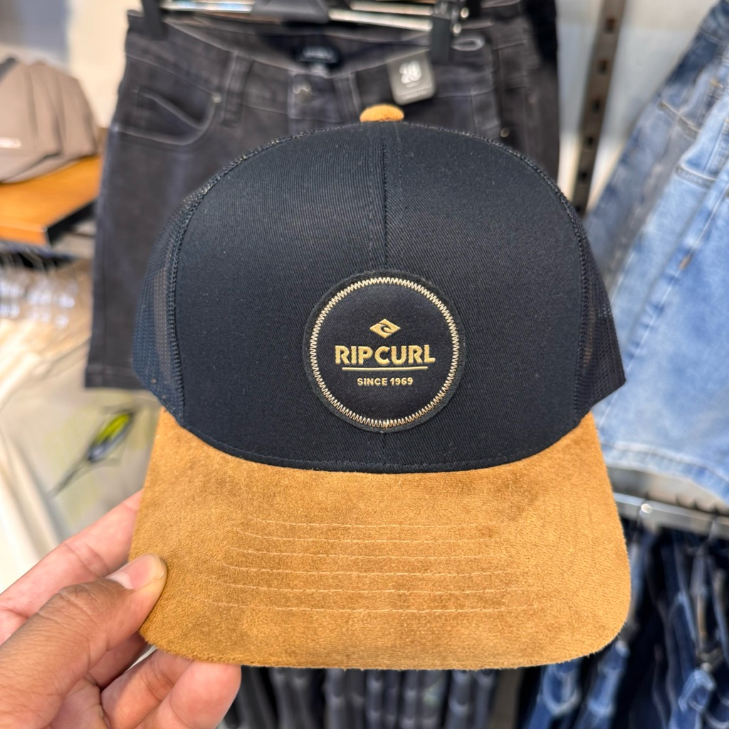 TOPI PRIA RIPCURL ORIGINAL CURVE TRUCKER