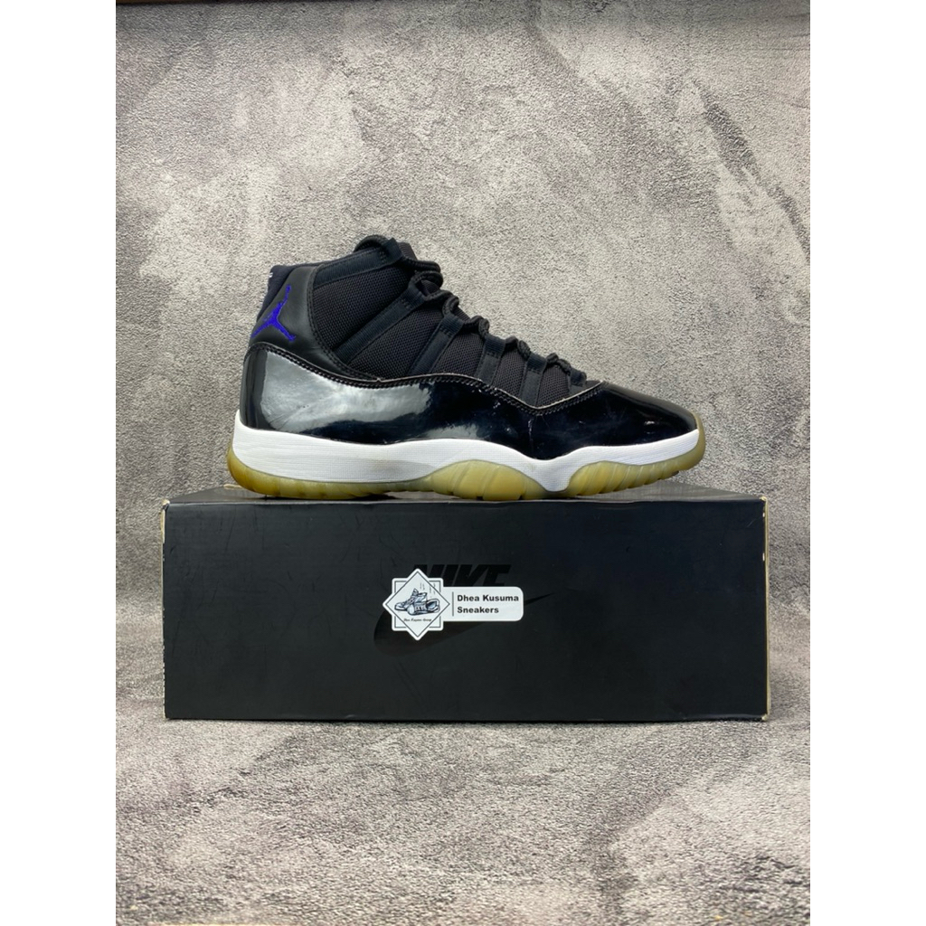 Sepatu Second Basket Air Jordan 11 Retro Space Jam  Size 44,5 Insole 28,5 CM  Original Guarantee 100