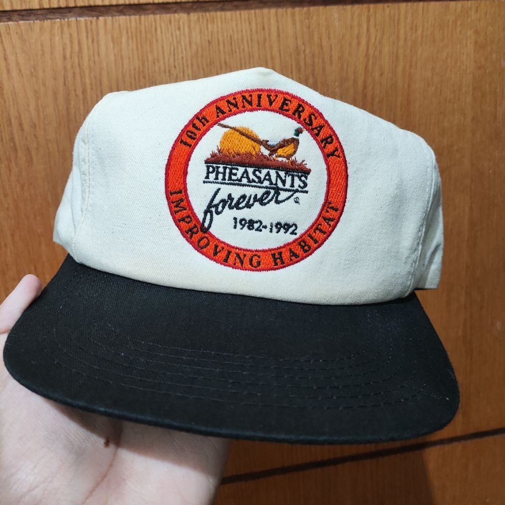Topi Vintage K Product Pheasent Forever 1992