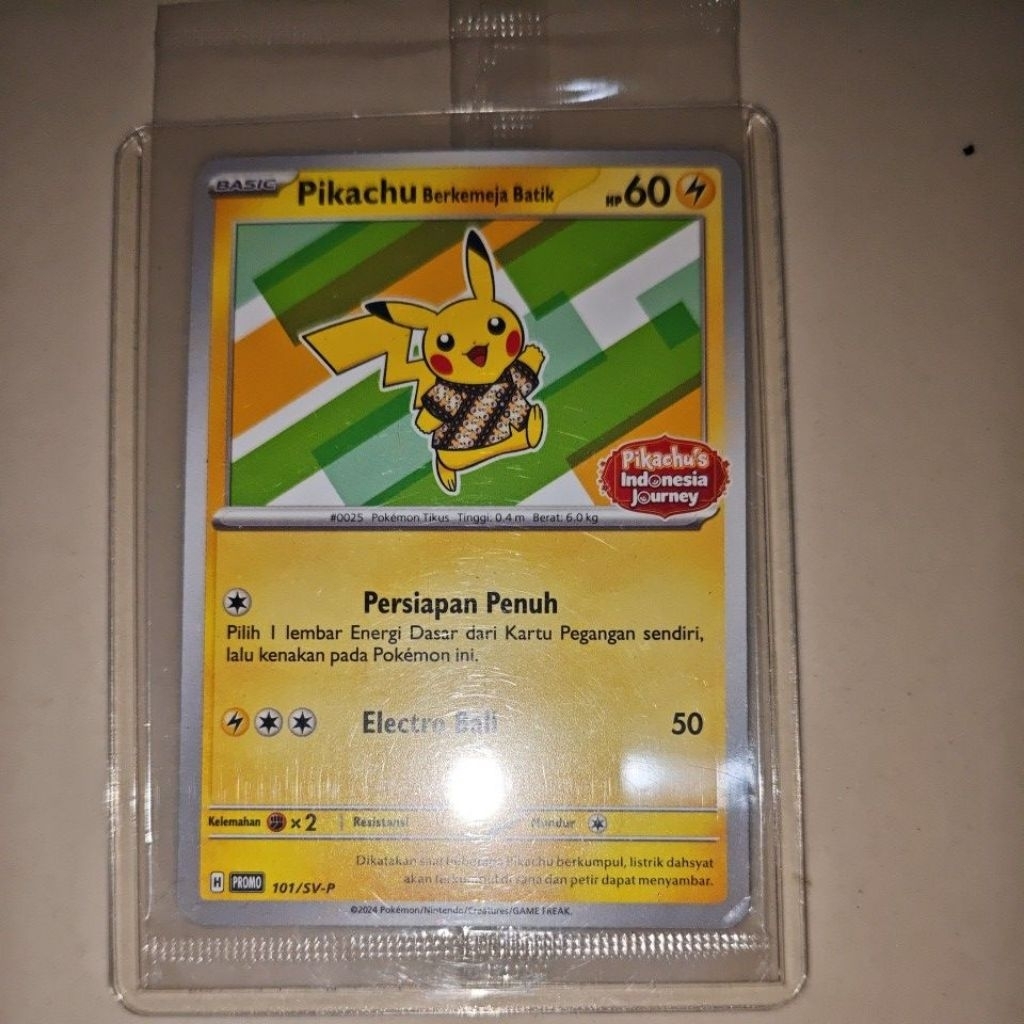pikachu batik hijau