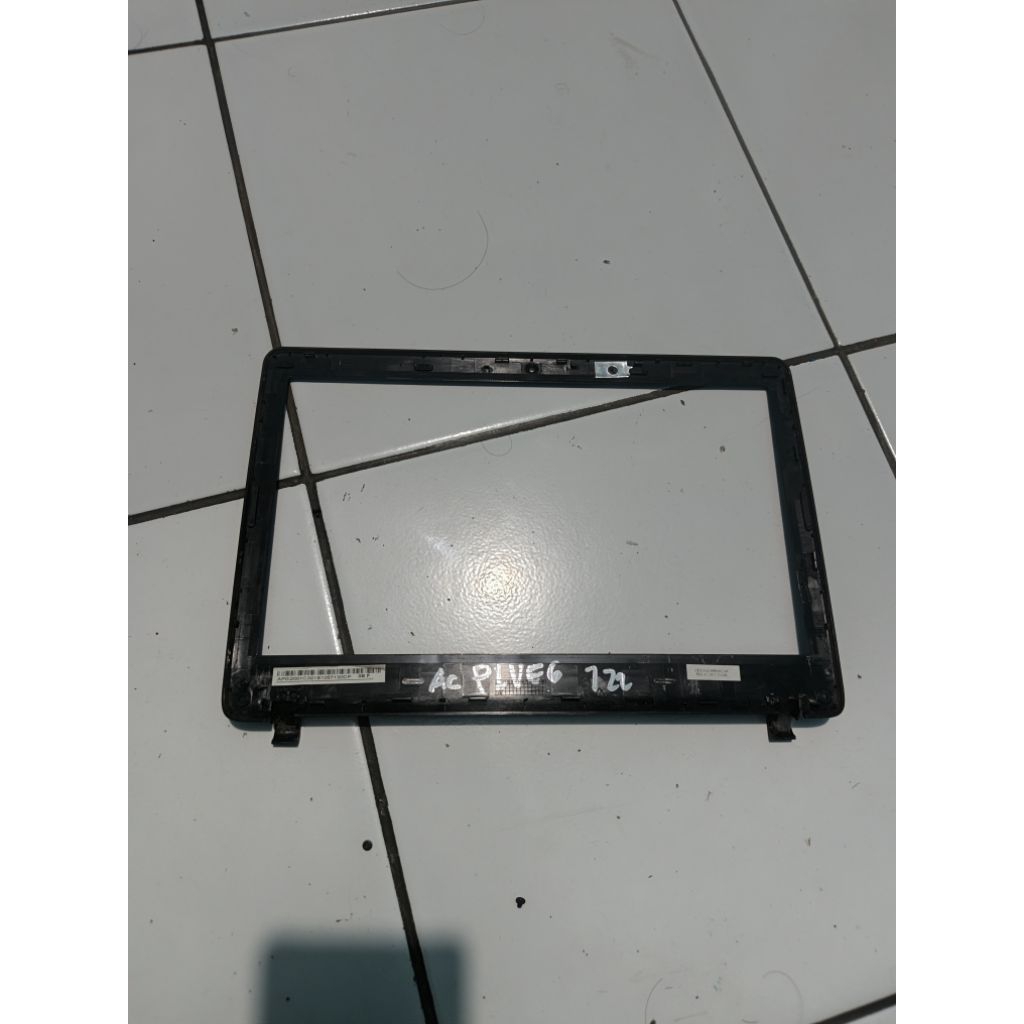 Acer Aspire One 722 Frame LCD