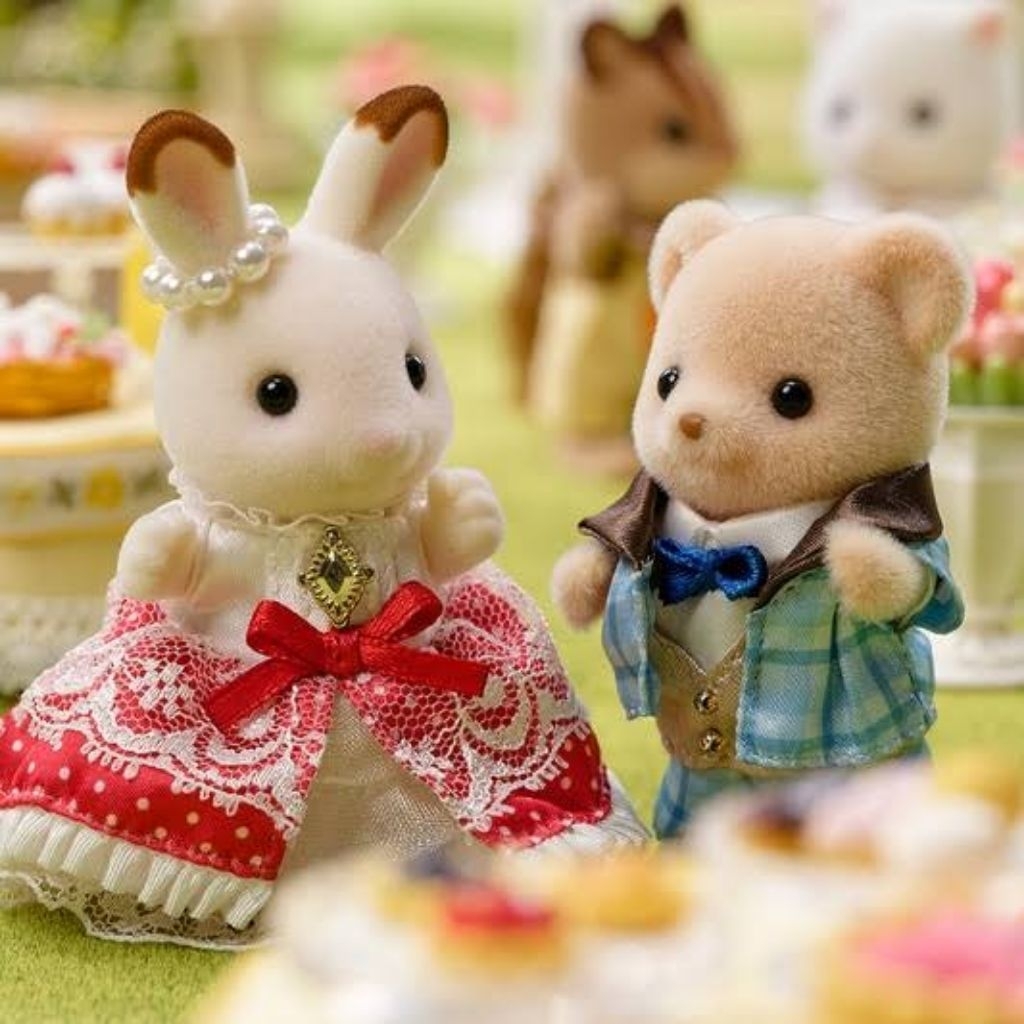 Sylvanian Families Anniversary Set Freya and Theo