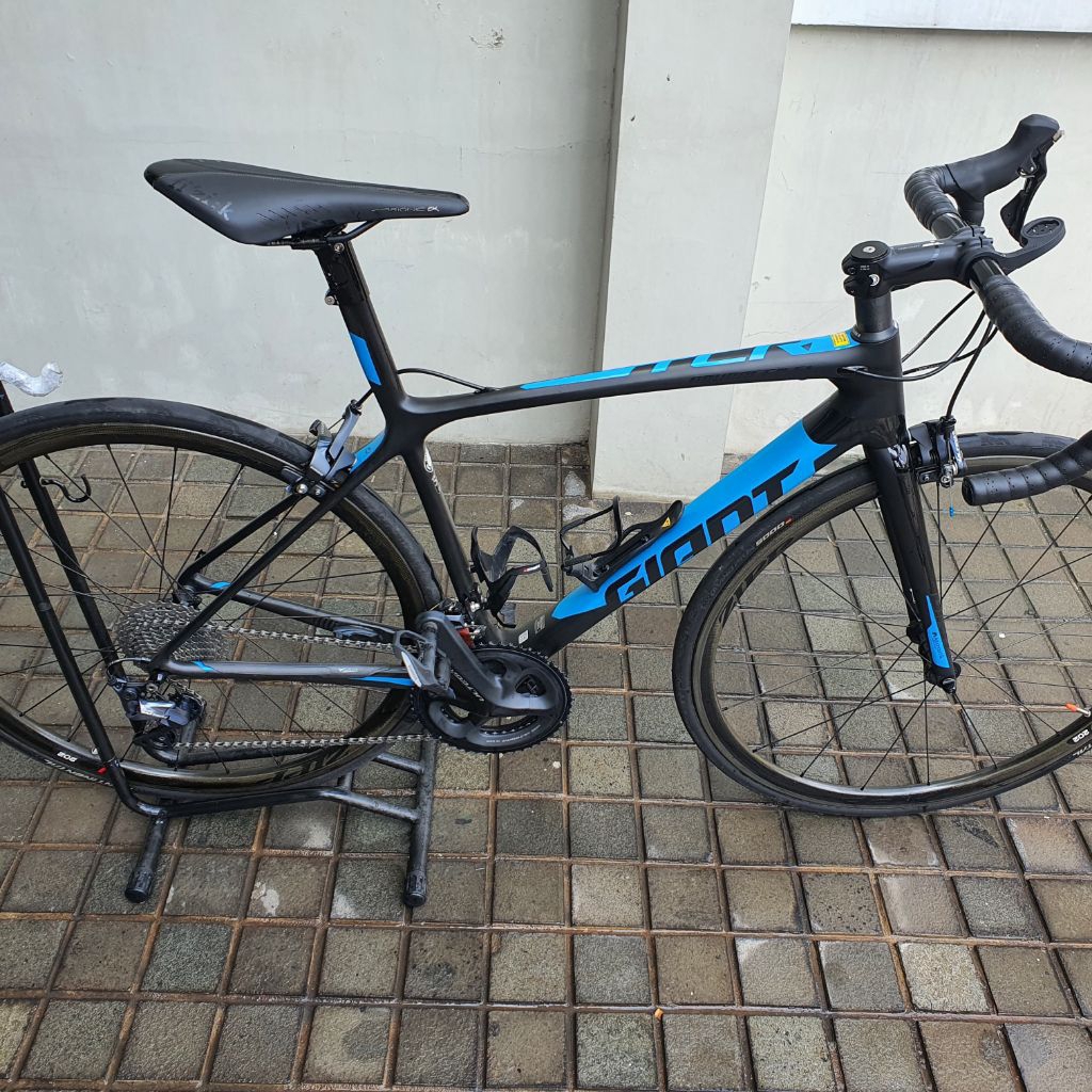 Fullbike Giant TCR Advanced SL 0 Rimbrake Second Bekas Kondisi Bagus