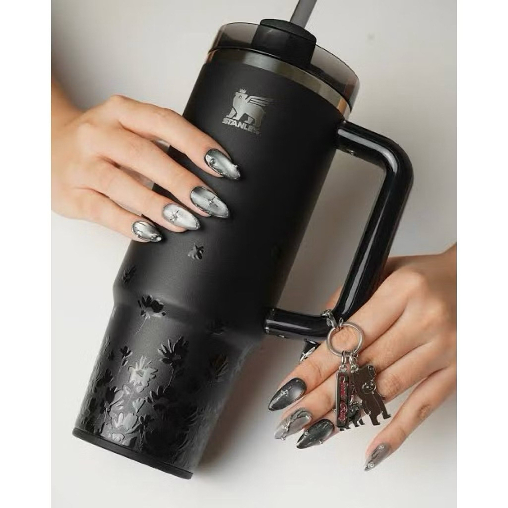 Pesona_Mimin Tumblr Stanley X Jennie 40 Oz Fullset Brand In Box Stock