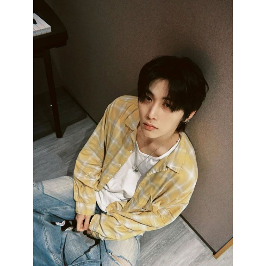 (BOOKED) photocard taesan boynextdoor setrika & dilan