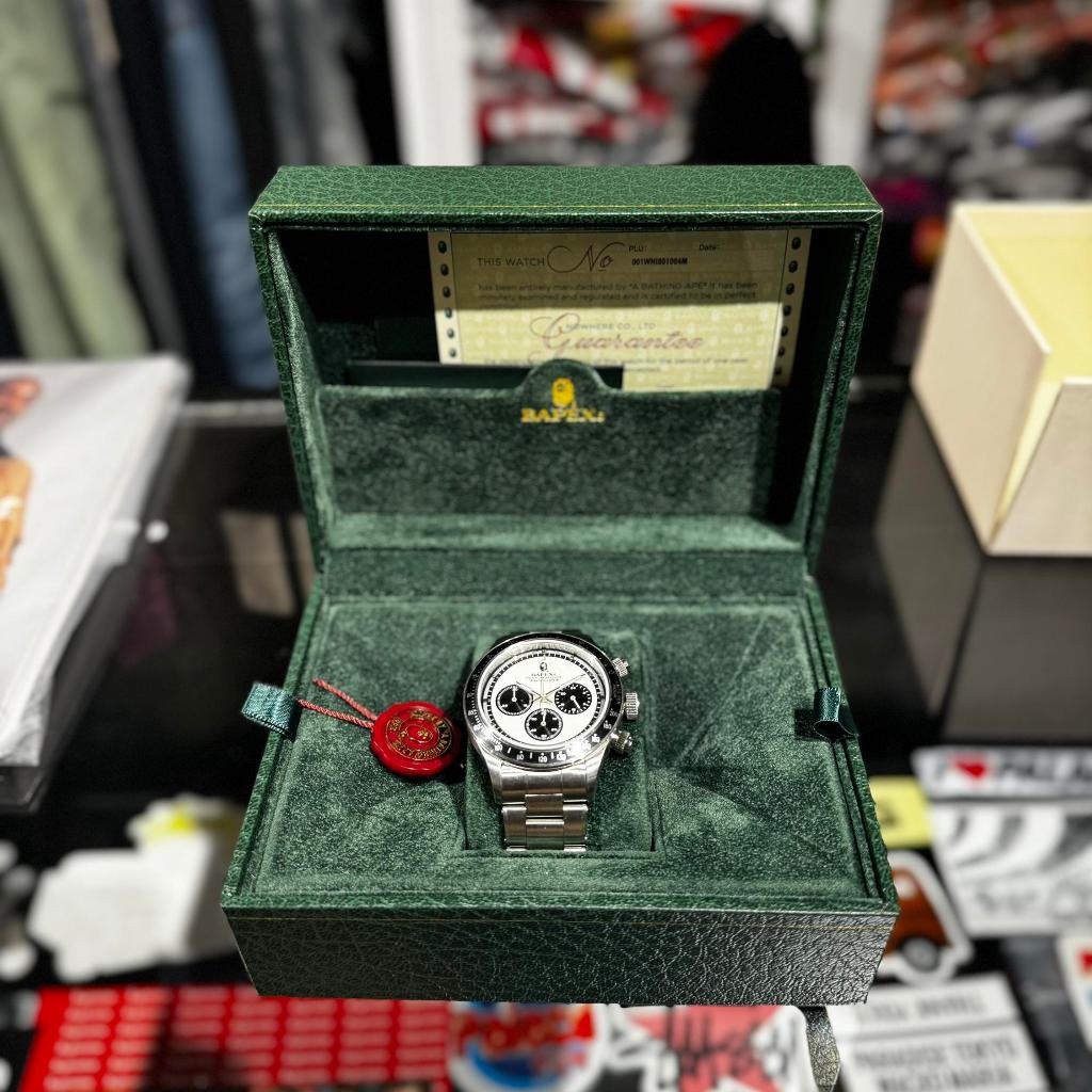 BAPEX WATCH - CLASSIC TYPE 4 M (SILVER/BLACK/WHITE)