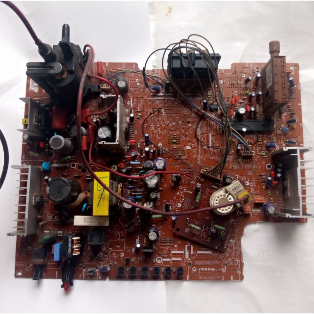 mesin tv LG slim 21inch,komponen lengkap, cabutan blm test/gambling